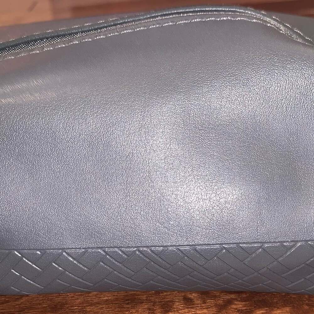 COLE HAAN For AMERICAN AIRLINES Makeup Cosmetic Pouch gray Zip T4 - Picture 3 of 5